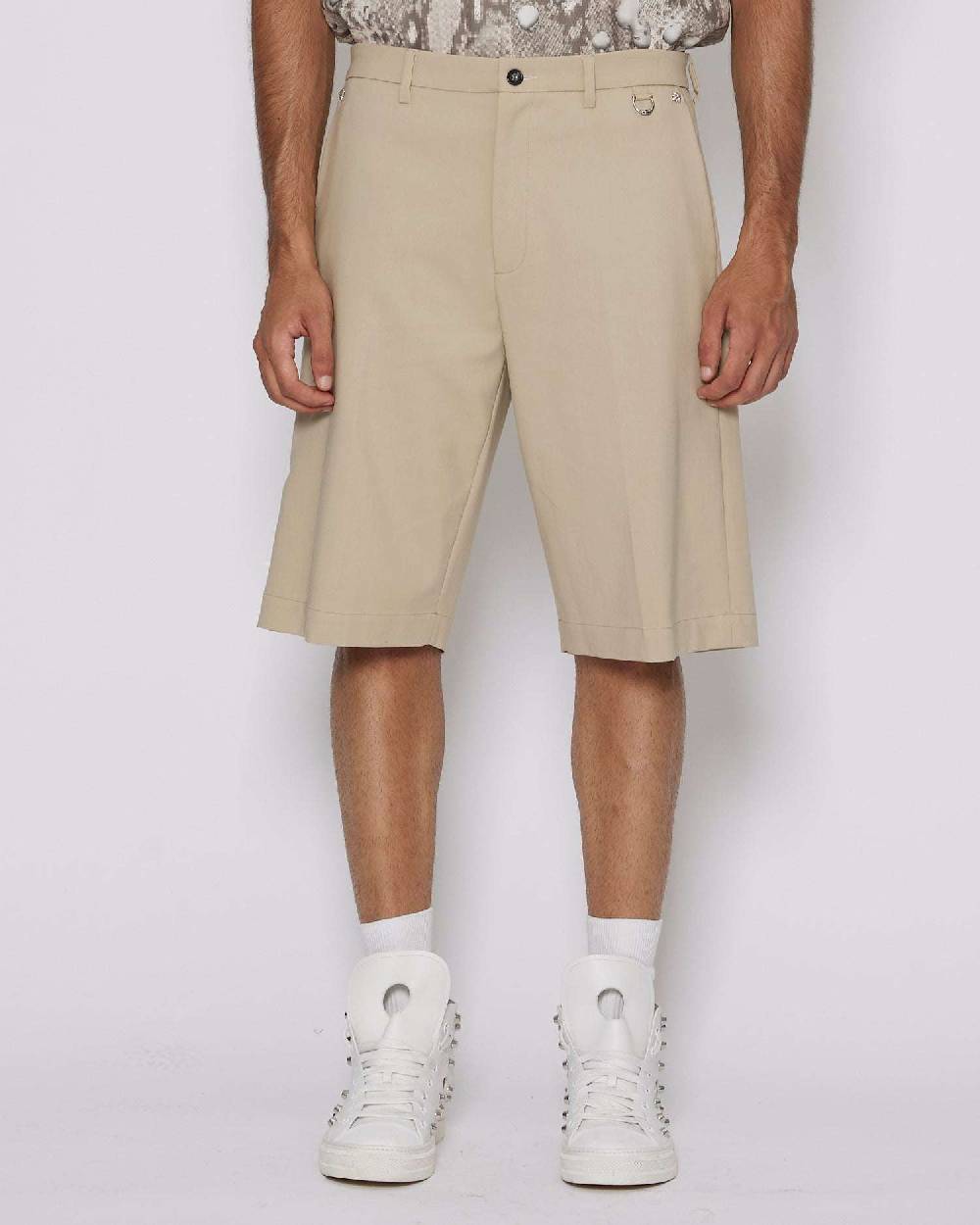John Richmond Bermuda sartoriale Nuovo