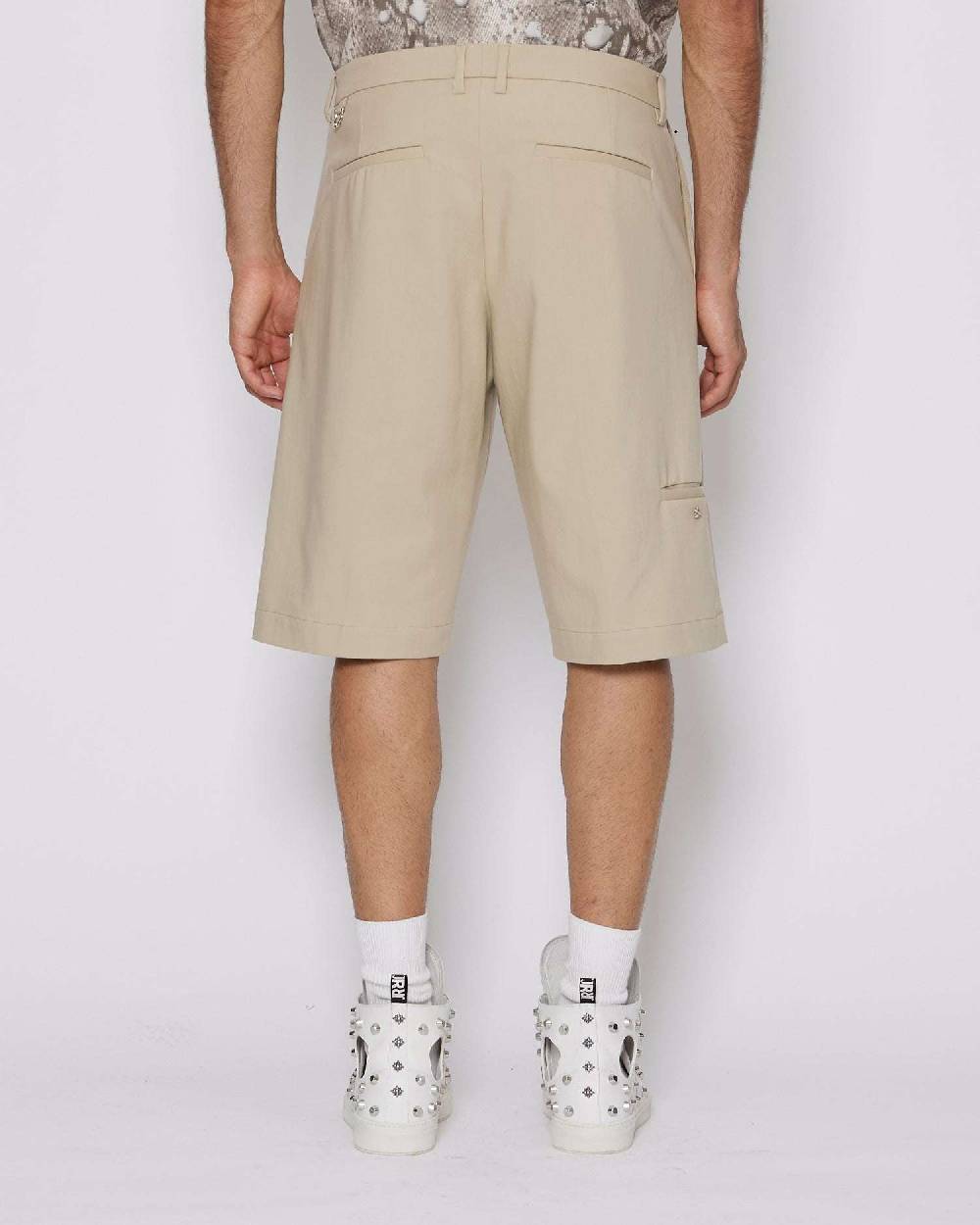 John Richmond Bermuda sartoriale Nuovo