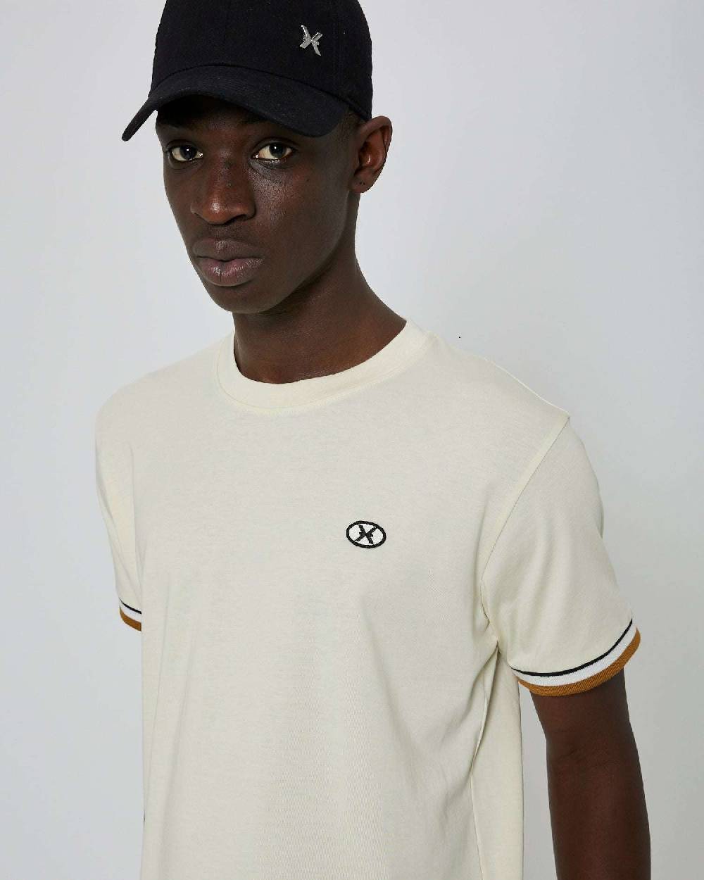 John Richmond T-shirt regolare con logo a contrasto sul davanti 2025