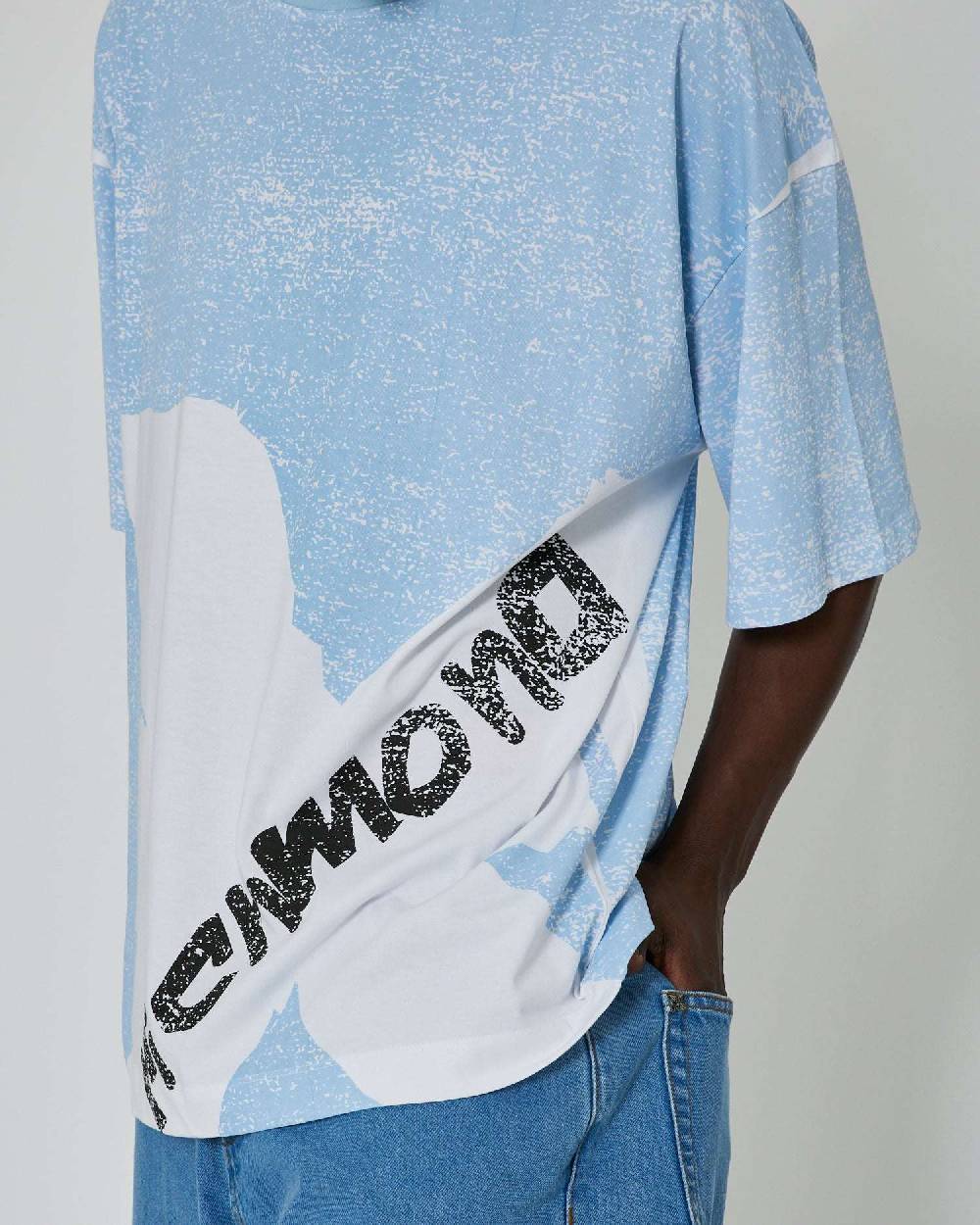 John Richmond T-shirt regular con stampa sul davanti Soddisfazione Garantita