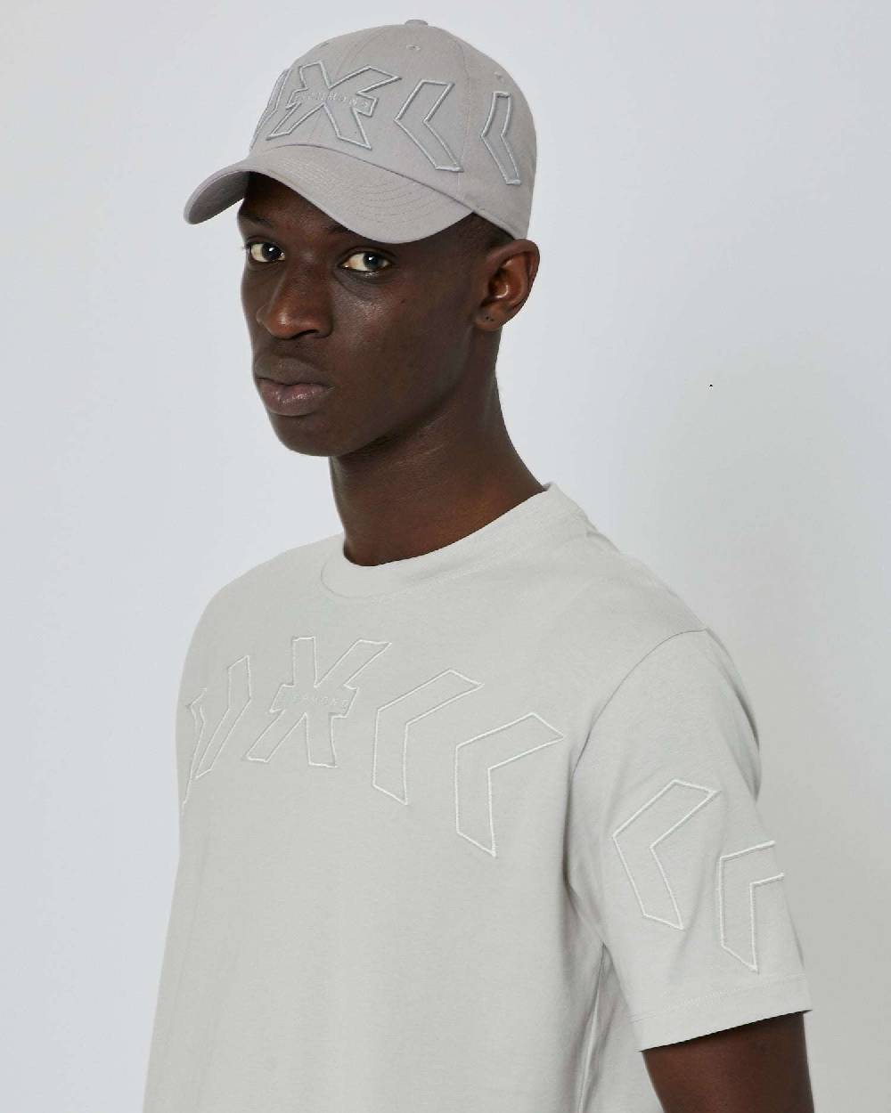 John Richmond T-shirt regolare con stampa ricamata sul davanti Consegna Veloce