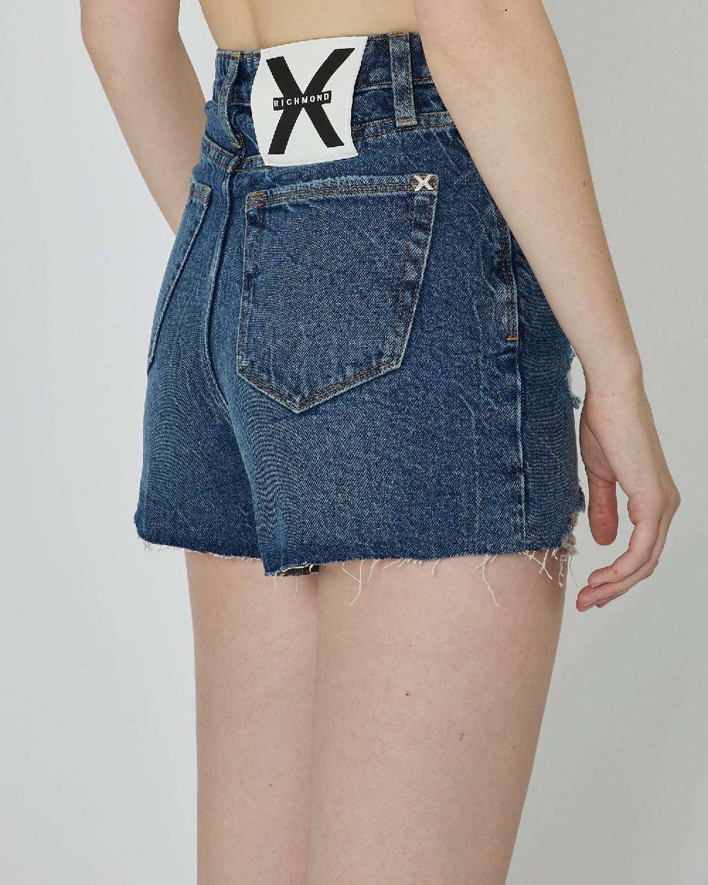 John Richmond Shorts in denim 50% di sconto per tempo limitato