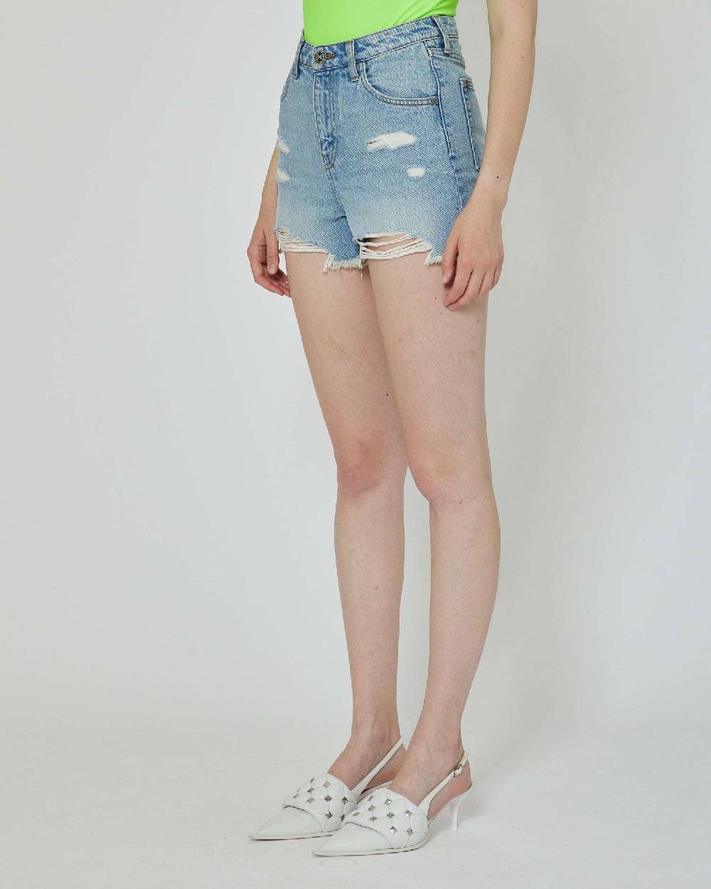 John Richmond Shorts in denim lavaggio chiaro Sottocosto