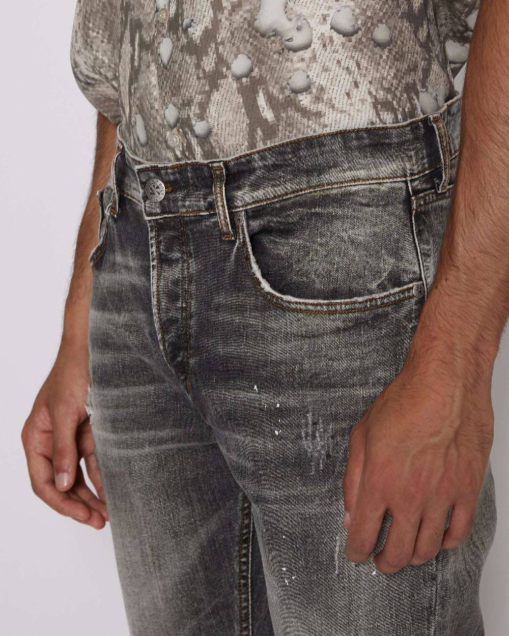 John Richmond Jeans slim con lavaggio a contrasto Trasporto libero internazionale