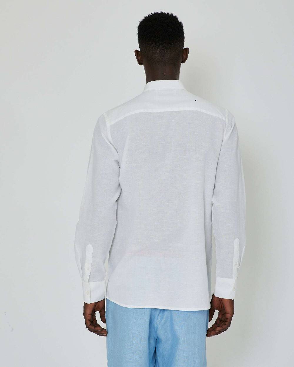 John Richmond Camicia basic in lino con placca metallica sul davanti Saldi