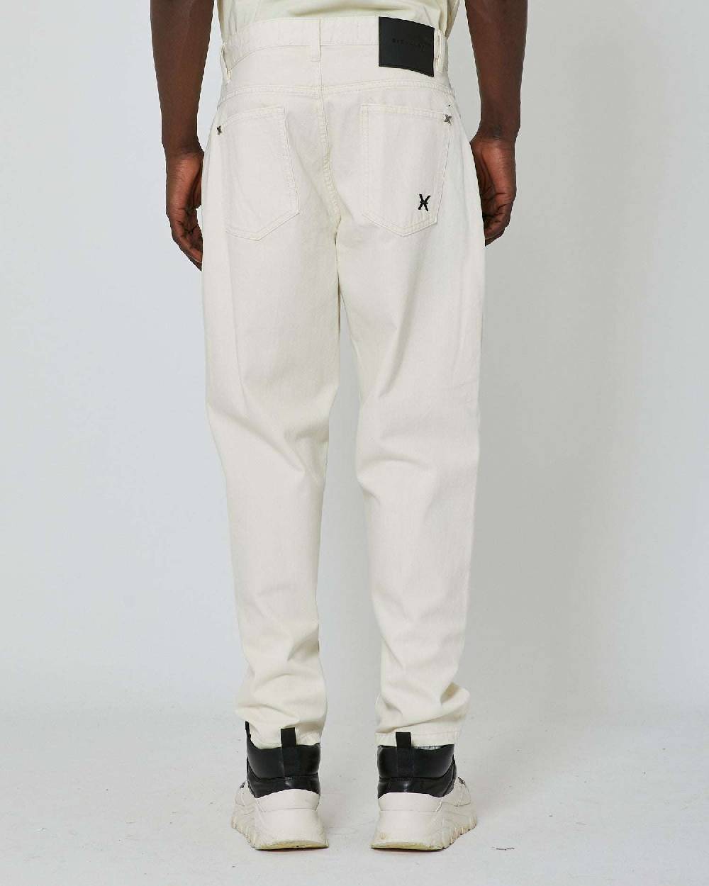 John Richmond Jeans regular con etichetta metallica logata Vendita Calda