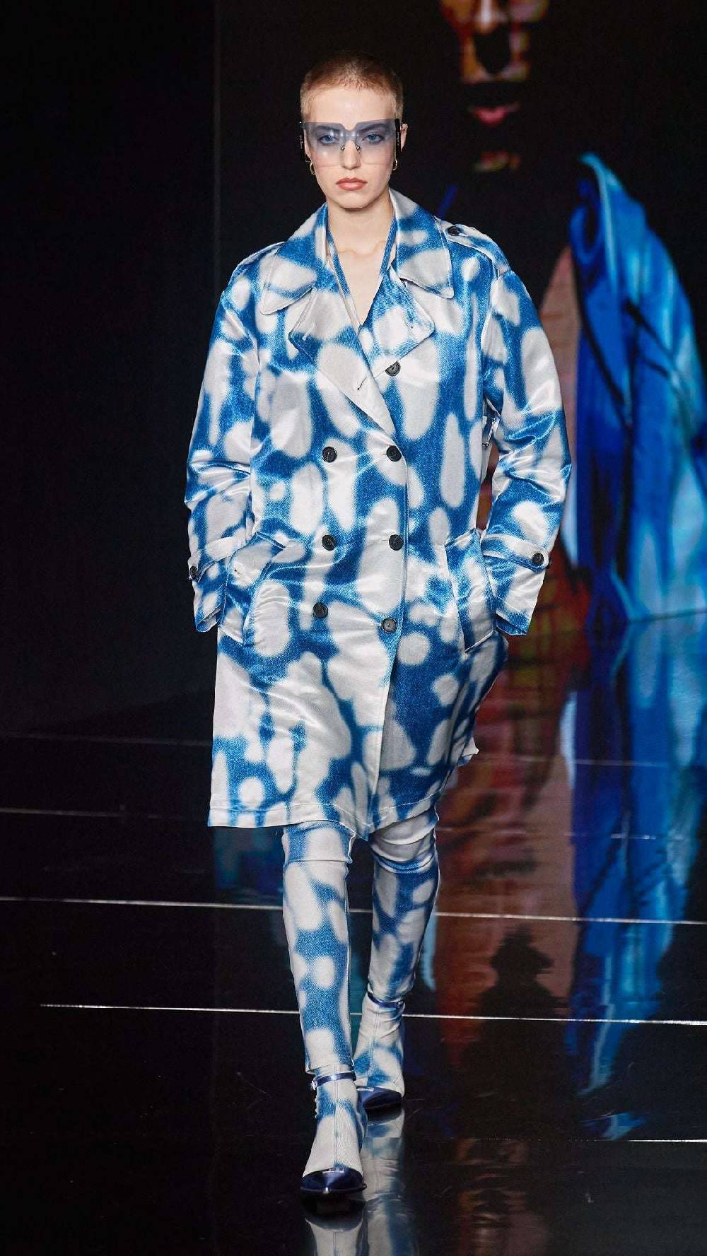 John Richmond Tuta intera lunga con pattern Comprare a buon mercato