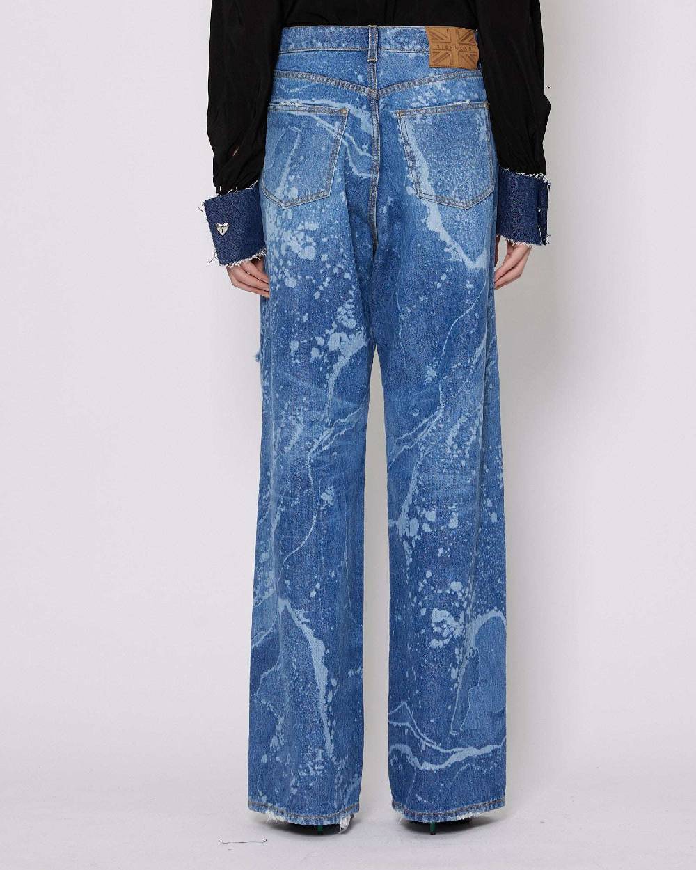 John Richmond Jeans gamba larga con strappi sul davanti Offerta temporanea