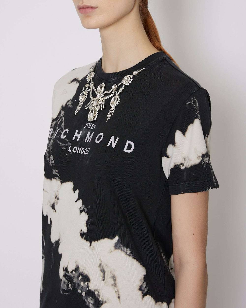 John Richmond T-shirt con logo sul davanti e pattern Liquidazione