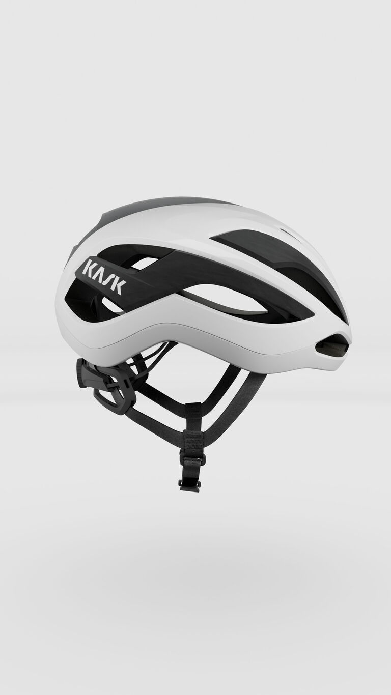 Kask Elemento € 375,00 2025