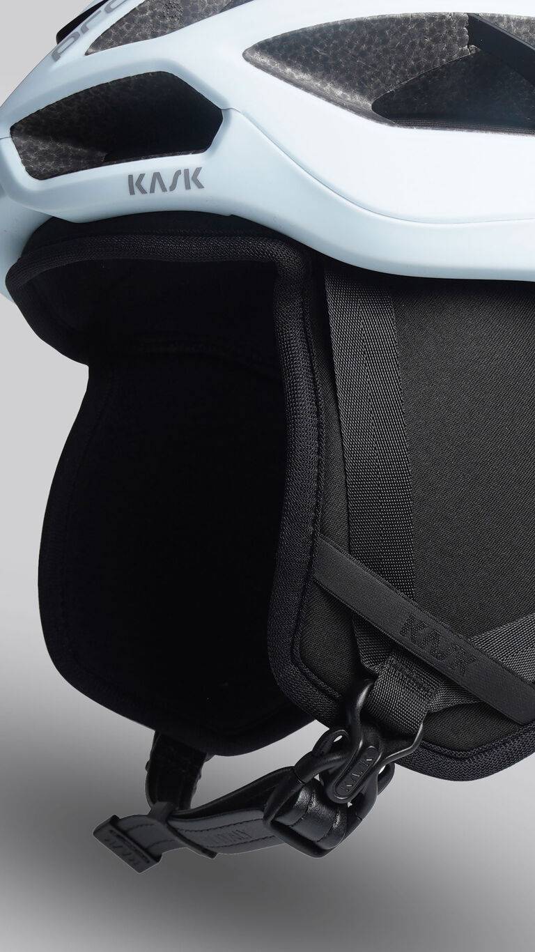 Kask Winter Cap € 49,90 Economico