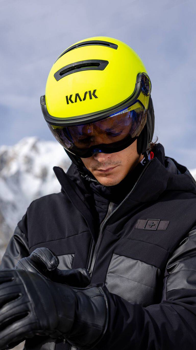 Kask Firefly Visor Da € 520,00 Saldi