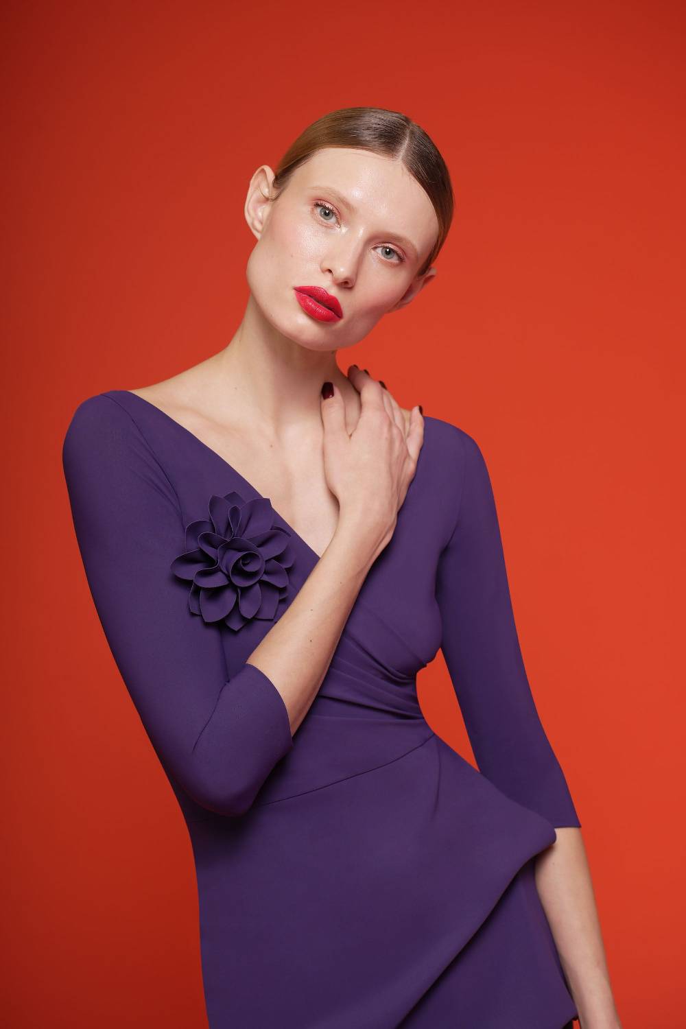 La Petite Robe Di Chiara Boni flower brooch Convenienza