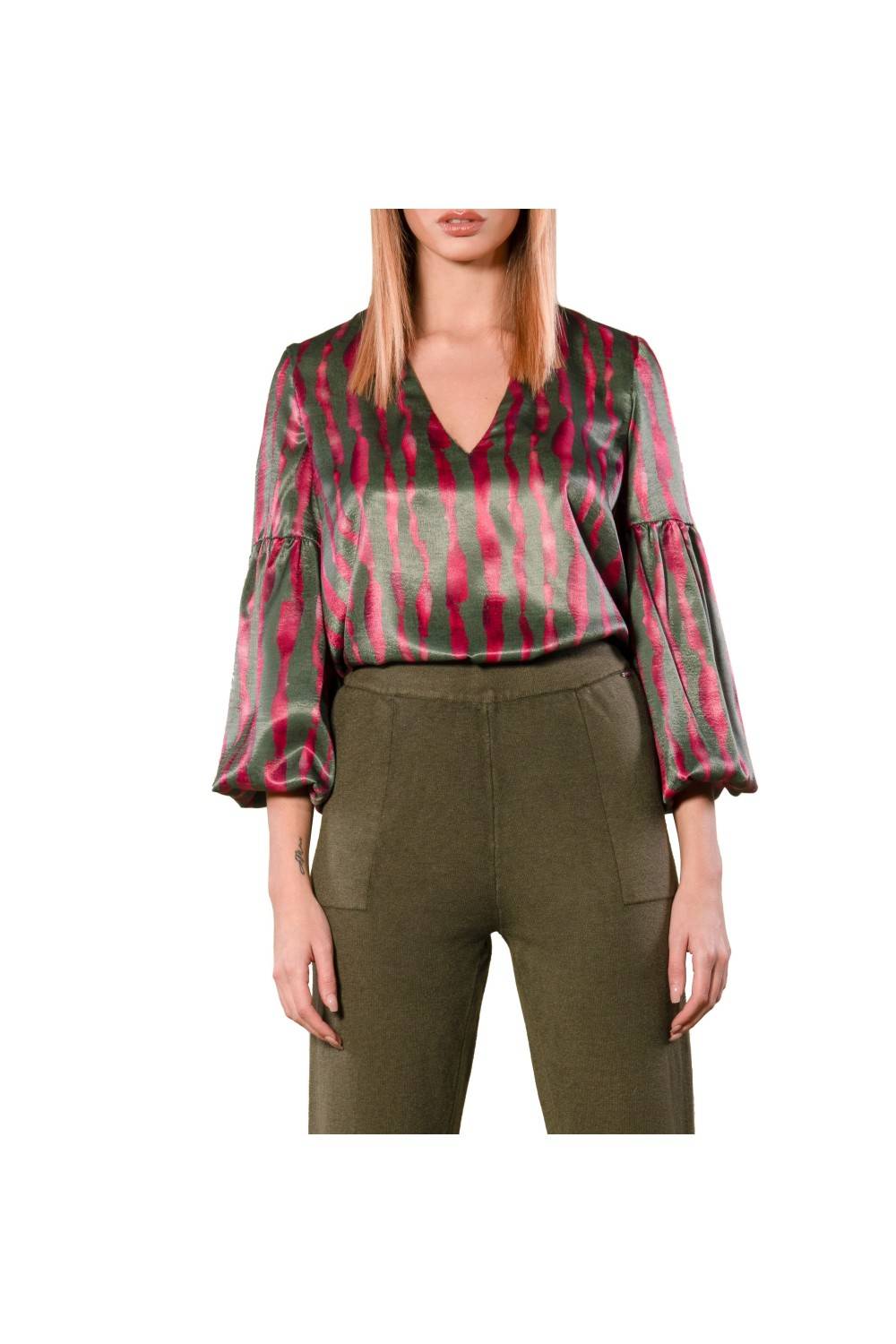 Nualy BLUSA SCOLLO A "V" Black Friday Prezzi