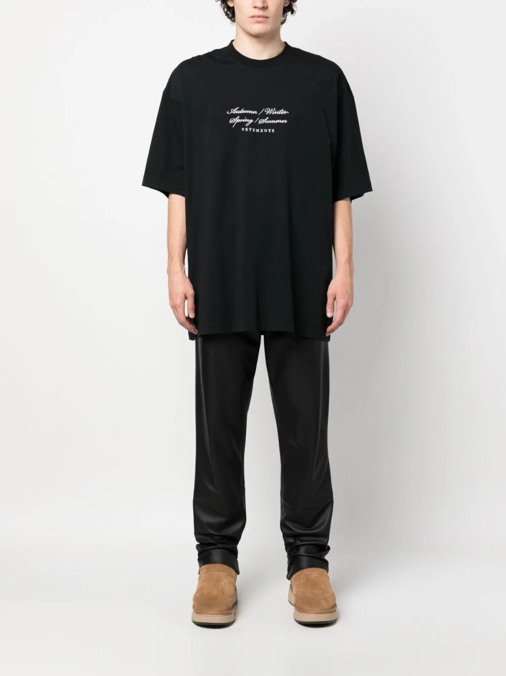 VETEMENTS 4 seasons logo t-shirt Affare Del Giorno
