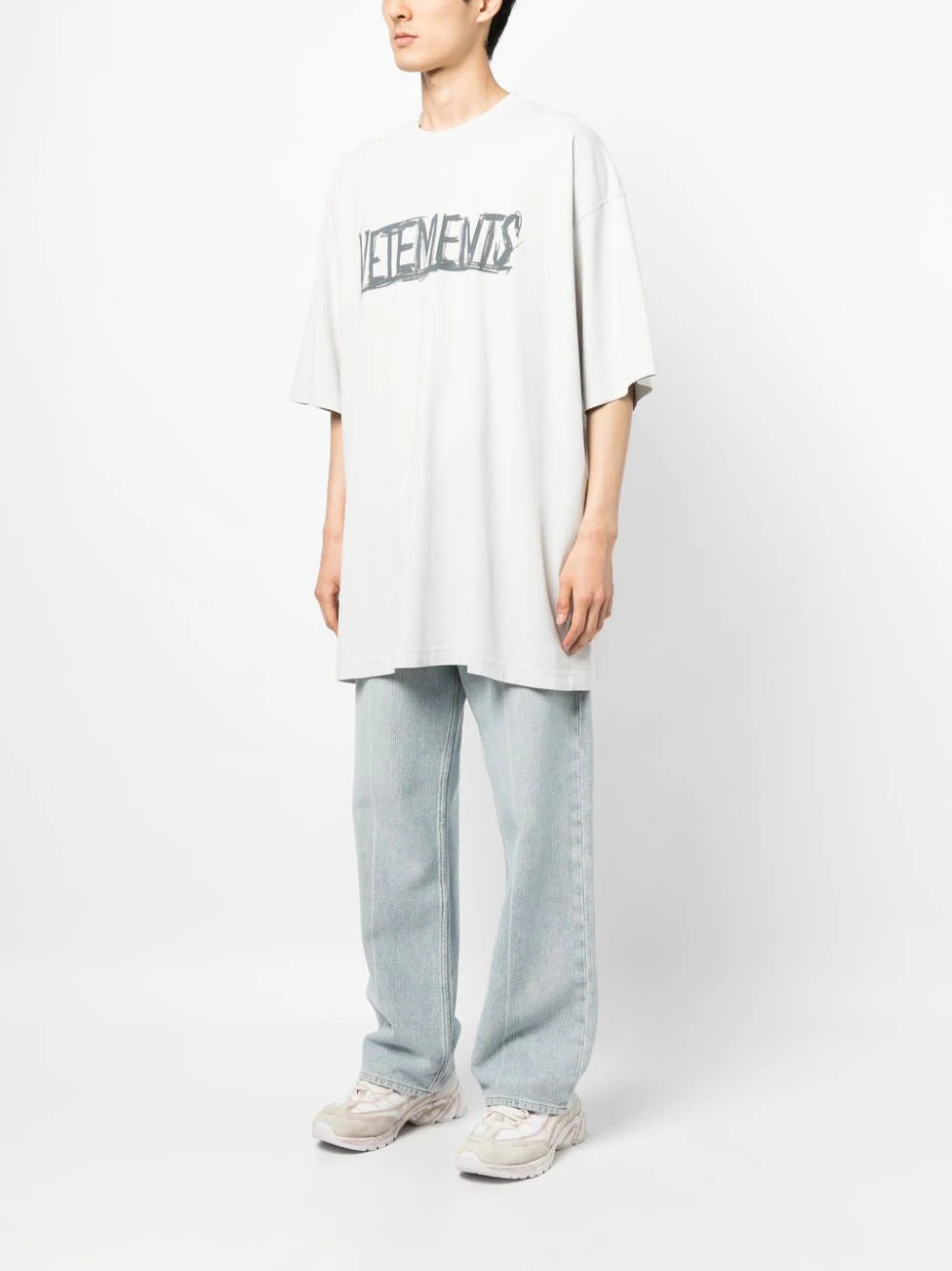 VETEMENTS Worldtour logo t-shirt Saldi