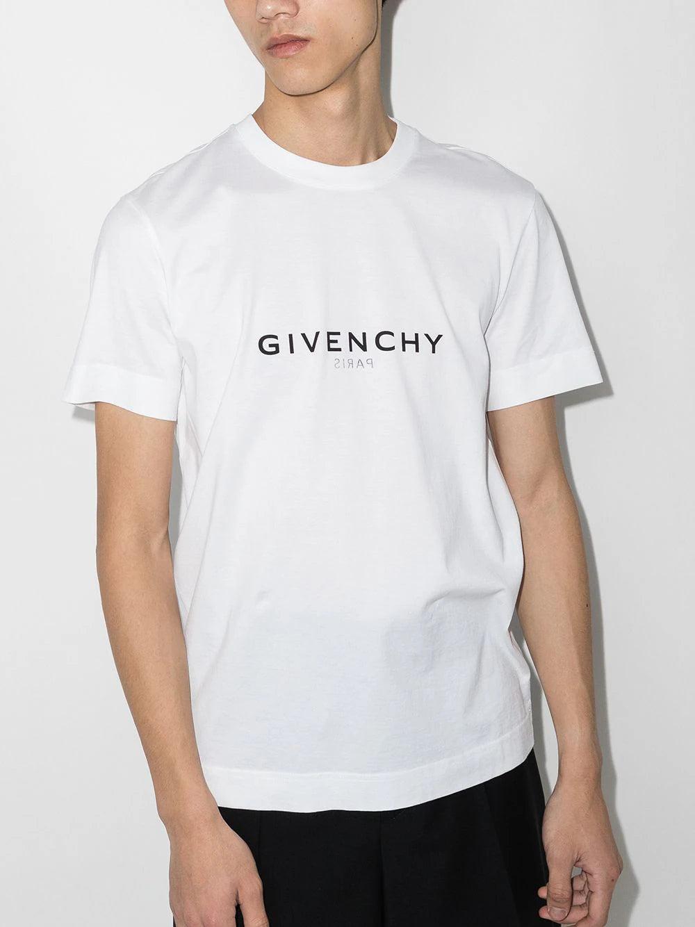 Givenchy Givenchy reverse slim fit t-shirt in cotton Ultimo giorno