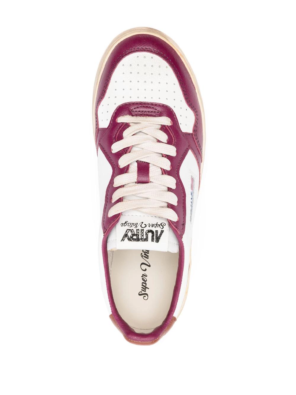 AUTRY Super vintage medalist low sneakers Comprare a buon mercato