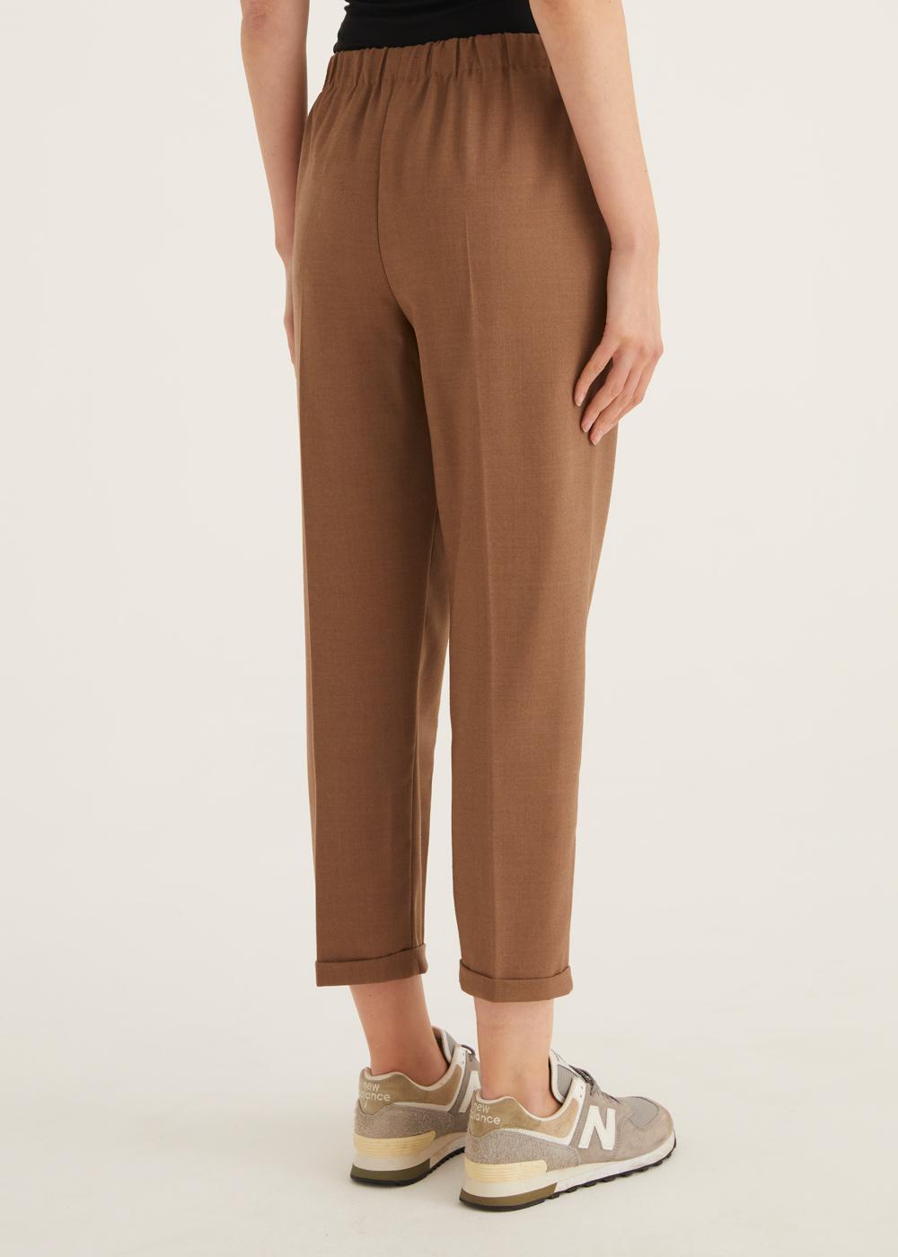 Rosso35 Pantalone dritto con elastico in vita Acquista Ora