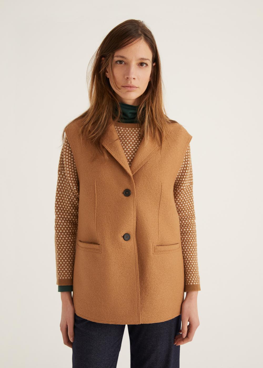 Rosso35 Gilet lungo taglio vivo