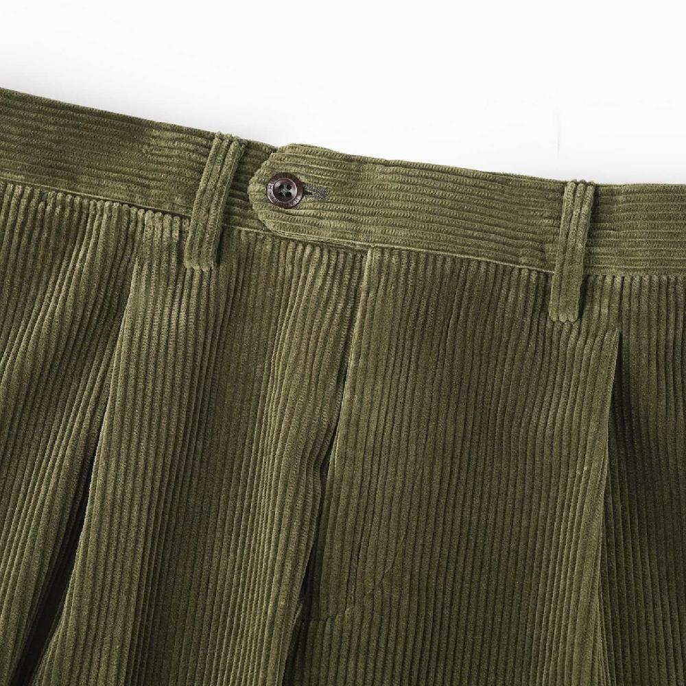 Rubinacci Vintage archive pantalone velluto a coste con pinces verde 2025