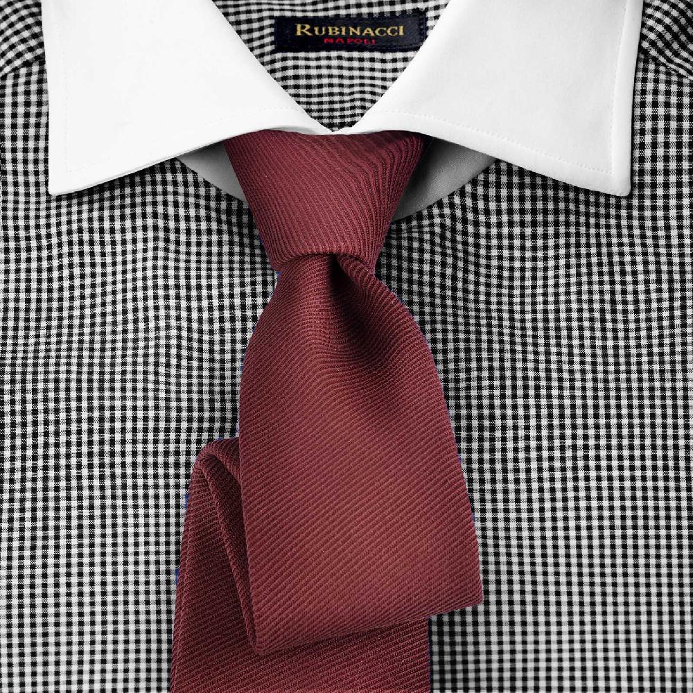 Rubinacci Camicia con collo bianco quadretto nero In vendita