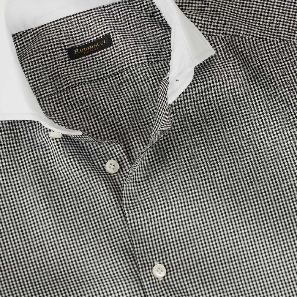 Rubinacci Camicia con collo bianco quadretto nero In vendita