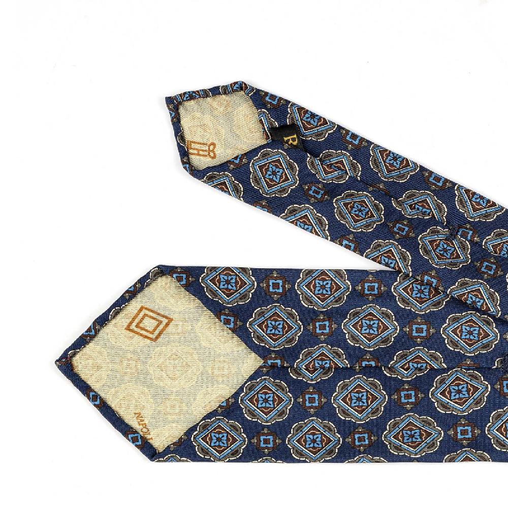 Rubinacci Cravatta in twill di seta con stampa geometrica blu Affare Del Giorno