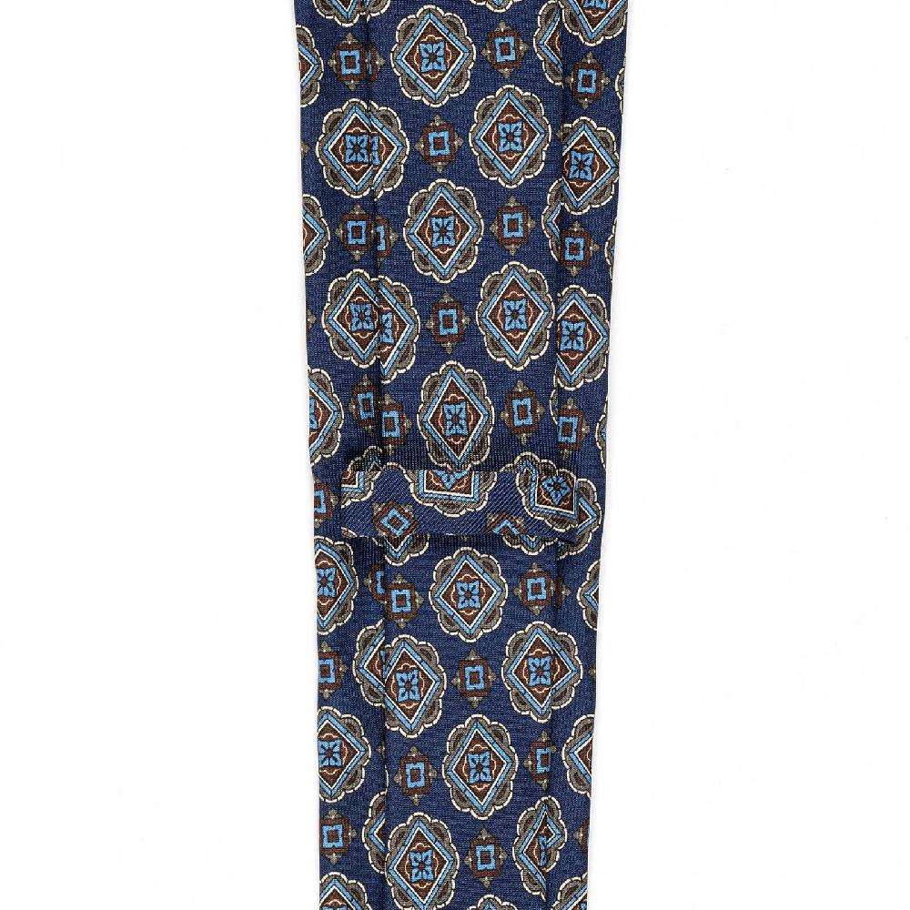 Rubinacci Cravatta in twill di seta con stampa geometrica blu Affare Del Giorno
