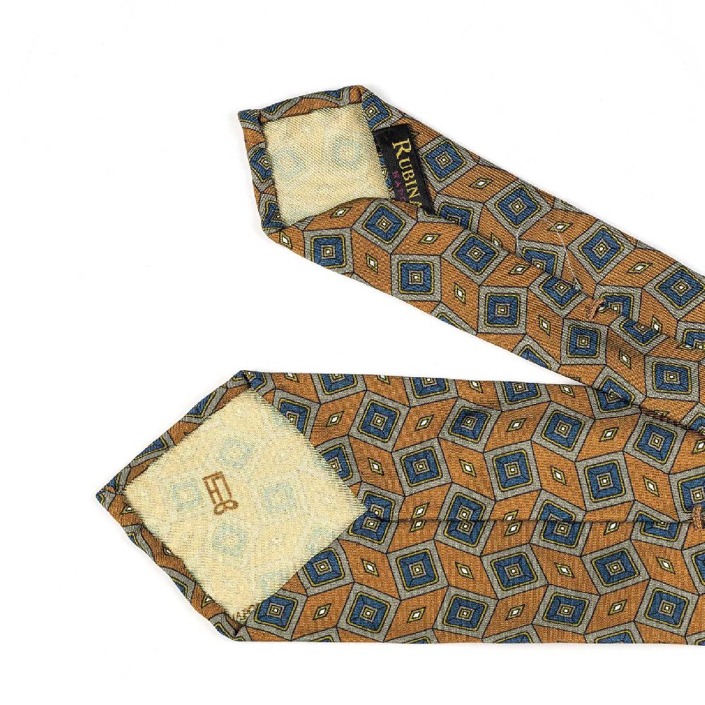 Rubinacci Cravatta in twill di seta arancio con stampa geometrica I Più Venduti
