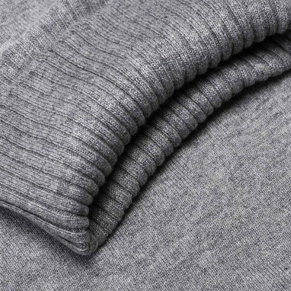Rubinacci Collo alto in cashmere grigio Offerta temporanea