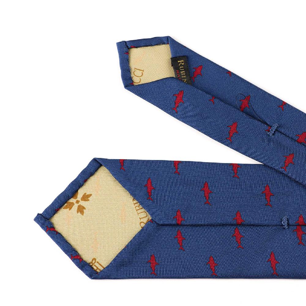 Rubinacci Cravatta in twill di seta con stampa squalo rosso Spedizione Gratuita