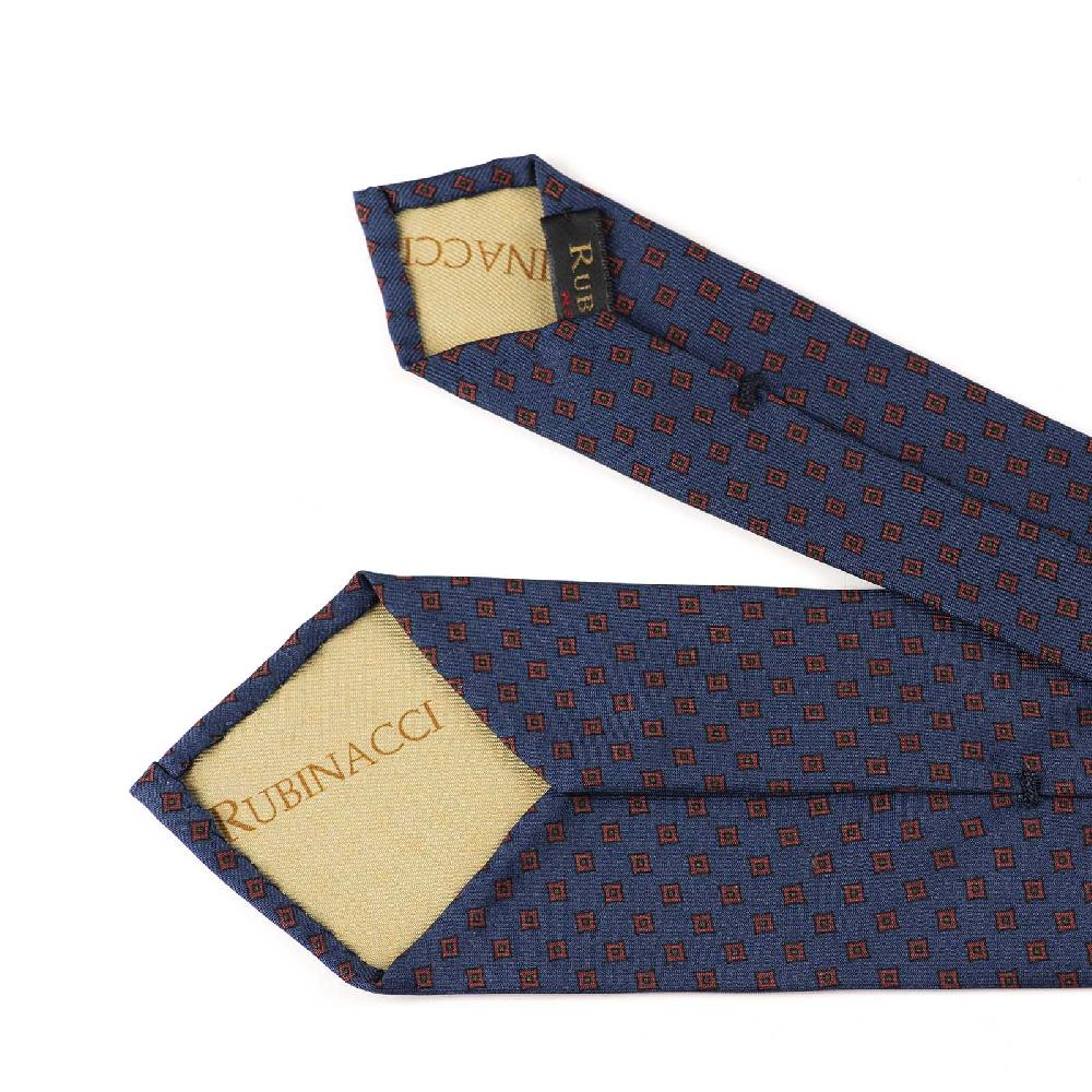 Rubinacci Cravatta in twill di seta blu con stampa geometrica Offerta