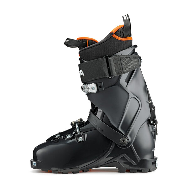 Scarpa MAESTRALE RE-MADE Save renew re-made Vendita
