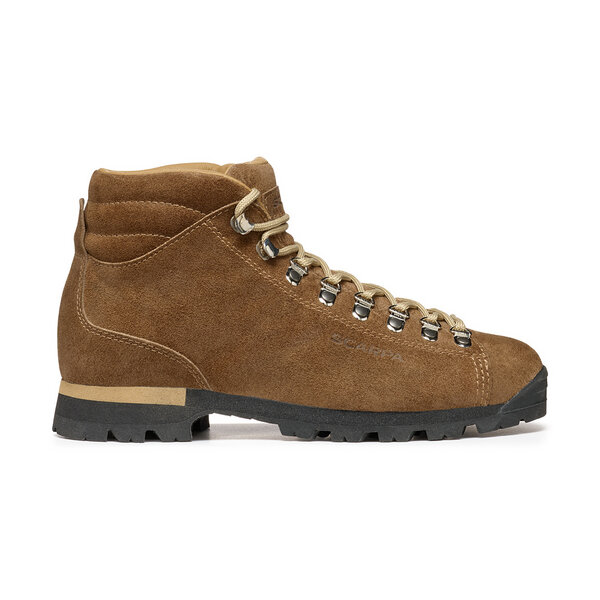 Scarpa PRIMITIVE Reinterprets the tradition style in a modern key Offerta per la Festa della Mamma